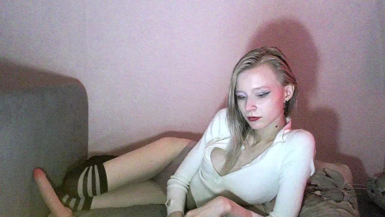 White-snow Live Sex December 17, 2025