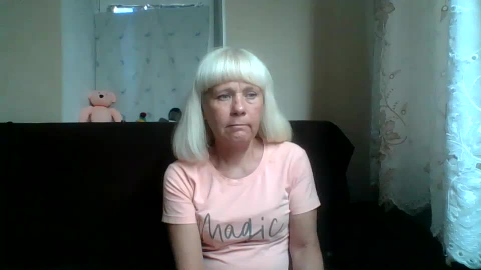 sakura_blonde Live Sex December 17, 2025