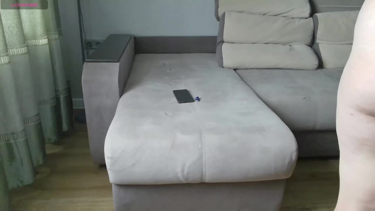 Milaa1998 Live Sex December 14, 2025