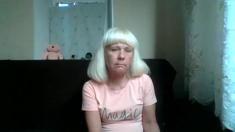 sakura_blonde Live Sex December 17, 2025