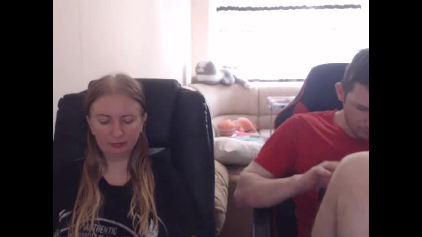 jenisandpeter Live Sex December 14, 2025