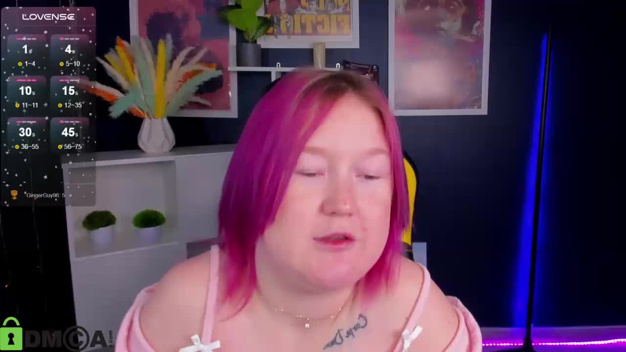 Sara-Moor Live Sex December 17, 2025