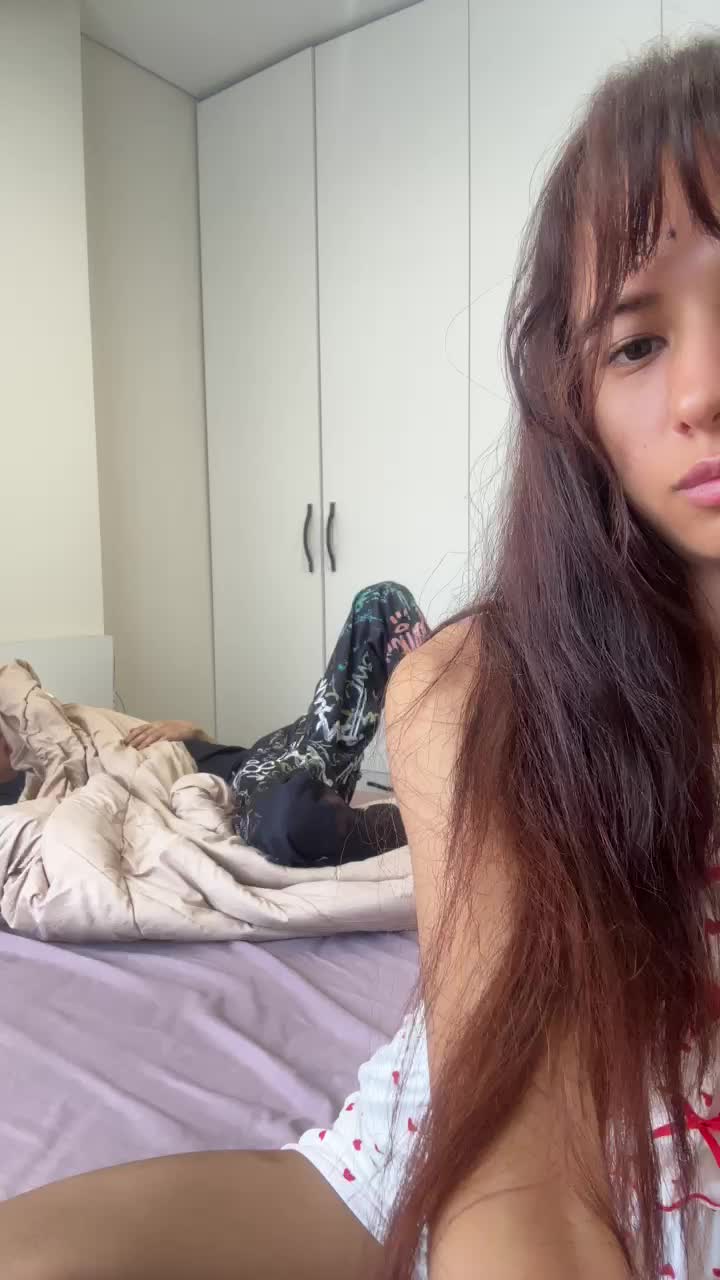 Para_tut Live Sex December 13, 2025