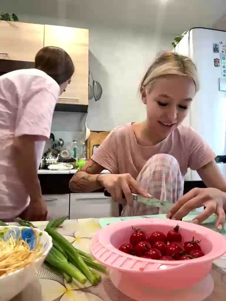 askorbinkiii Live Sex December 14, 2025