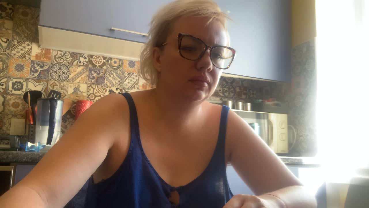 Oksana494 Live Sex December 17, 2025