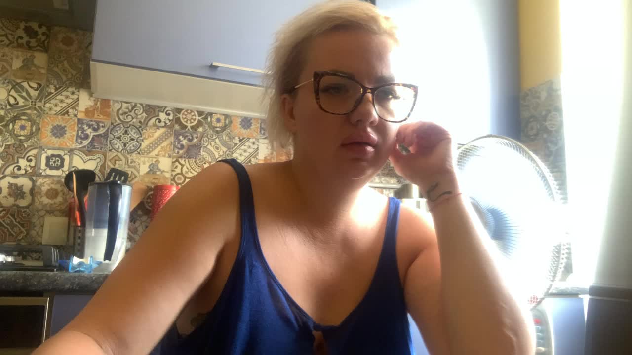 Oksana494 Live Sex December 17, 2025