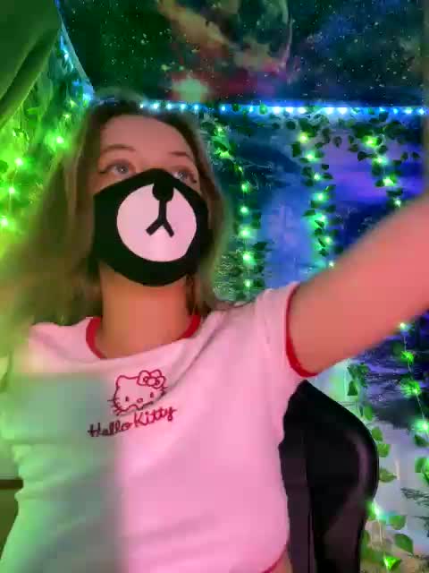 -Summer- Live Sex December 17, 2025