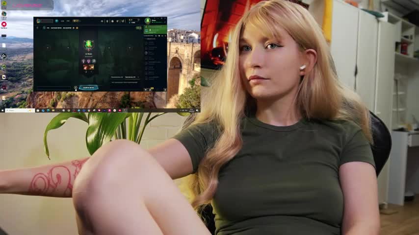 _-Kim_ Live Sex August 20, 2025