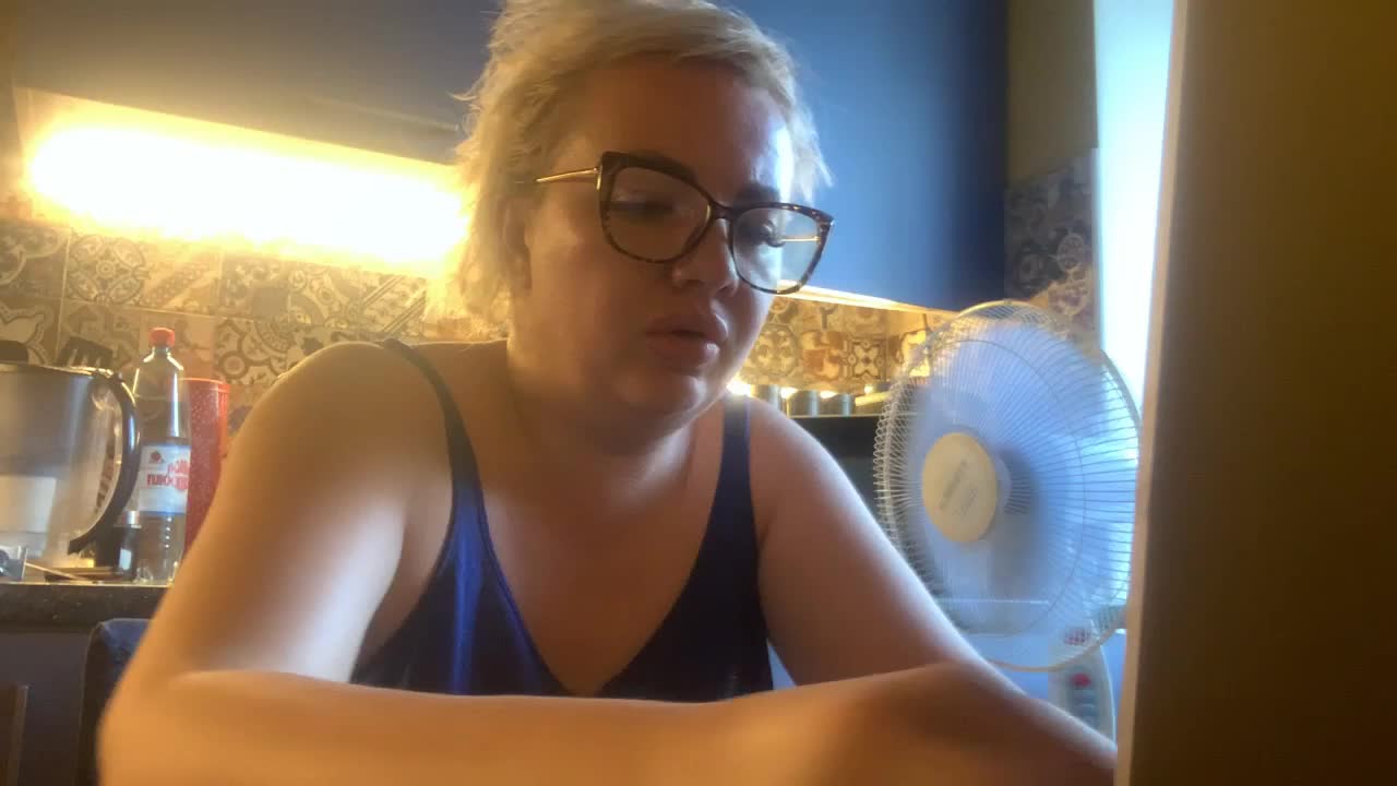 Oksana494 Live Sex December 17, 2025