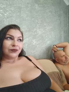 Cleopatra1990 Live Sex December 17, 2025