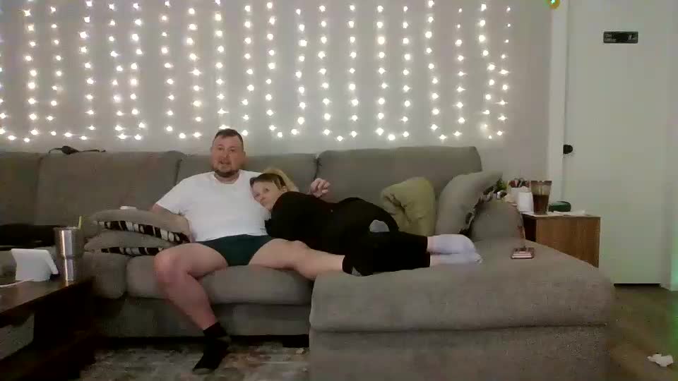 victoriaandjesse Live Sex December 17, 2025