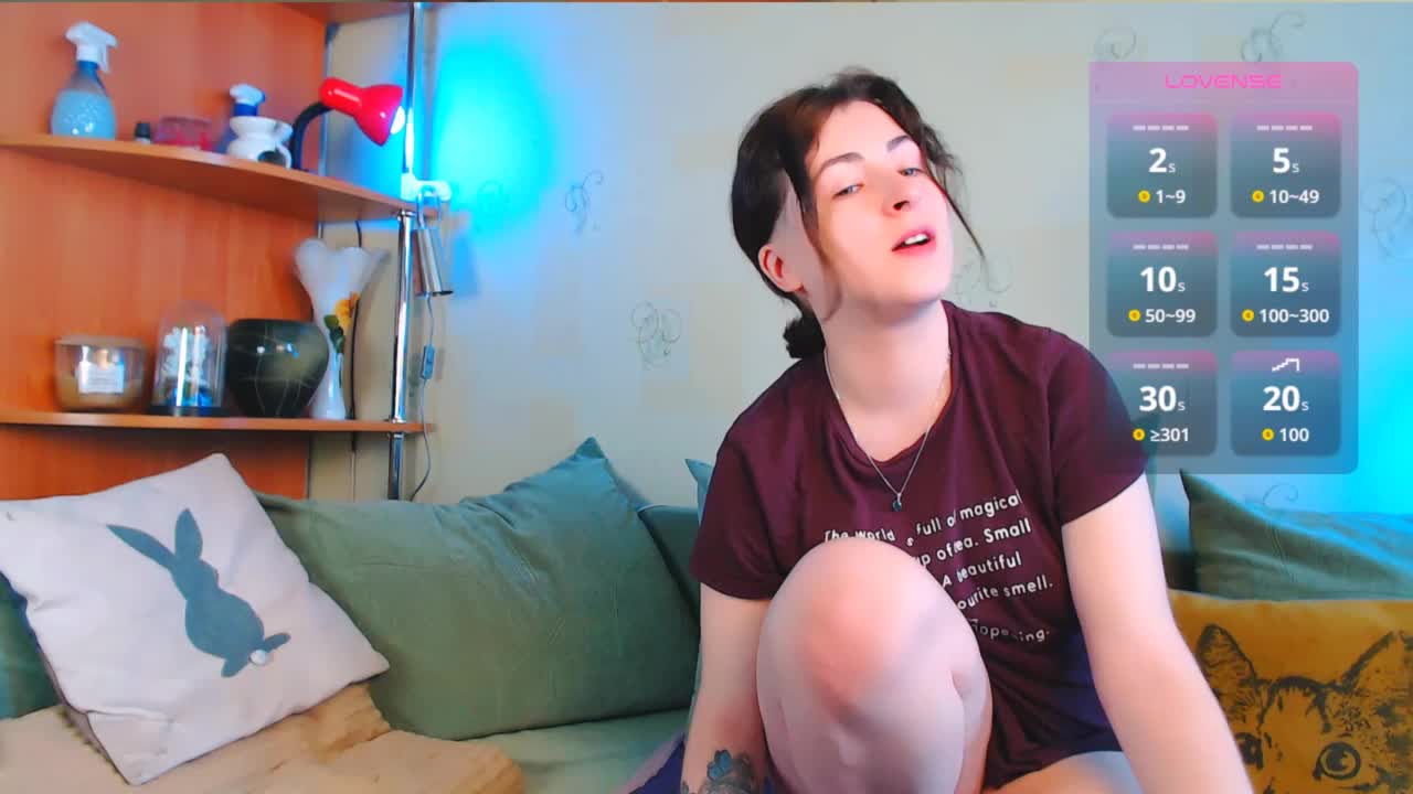 Caroline1995 Live Sex December 17, 2025