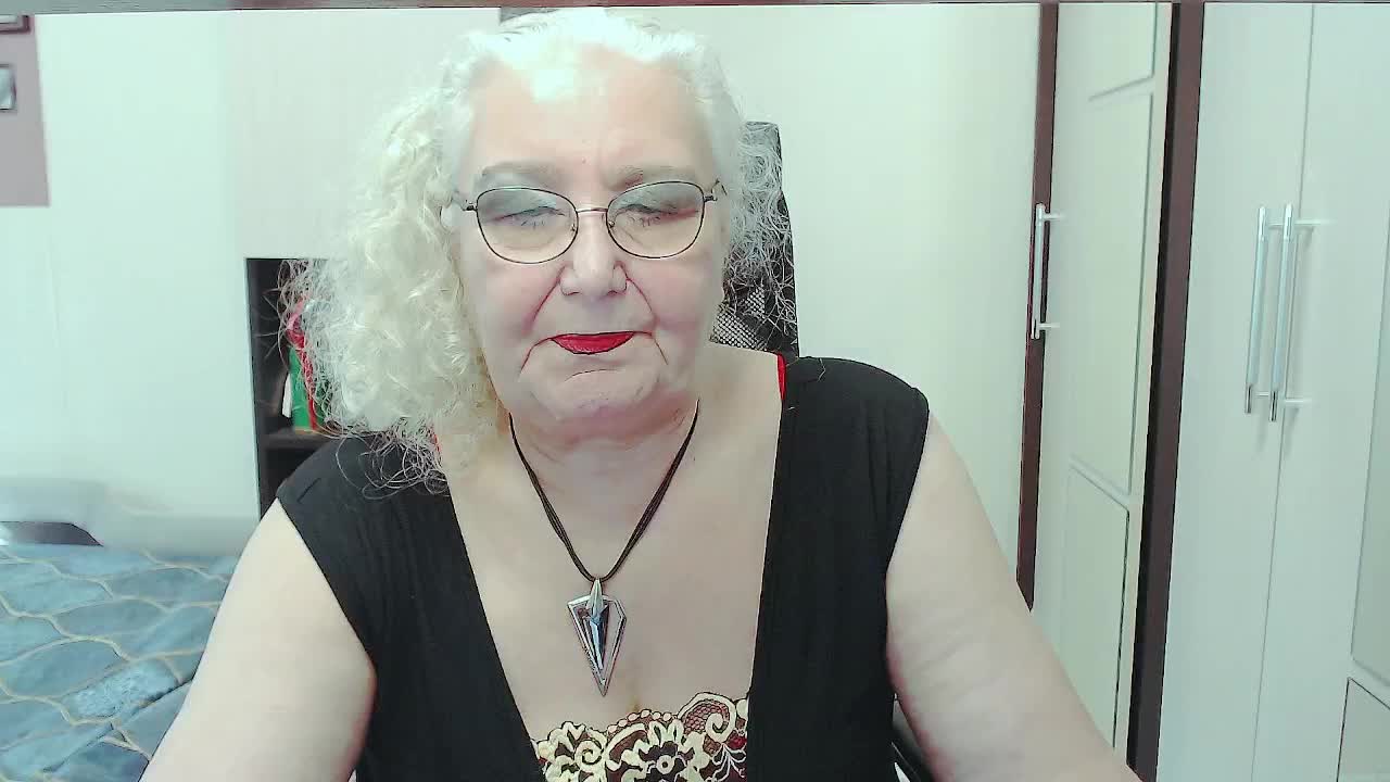 GrannyWants Live Sex December 17, 2025