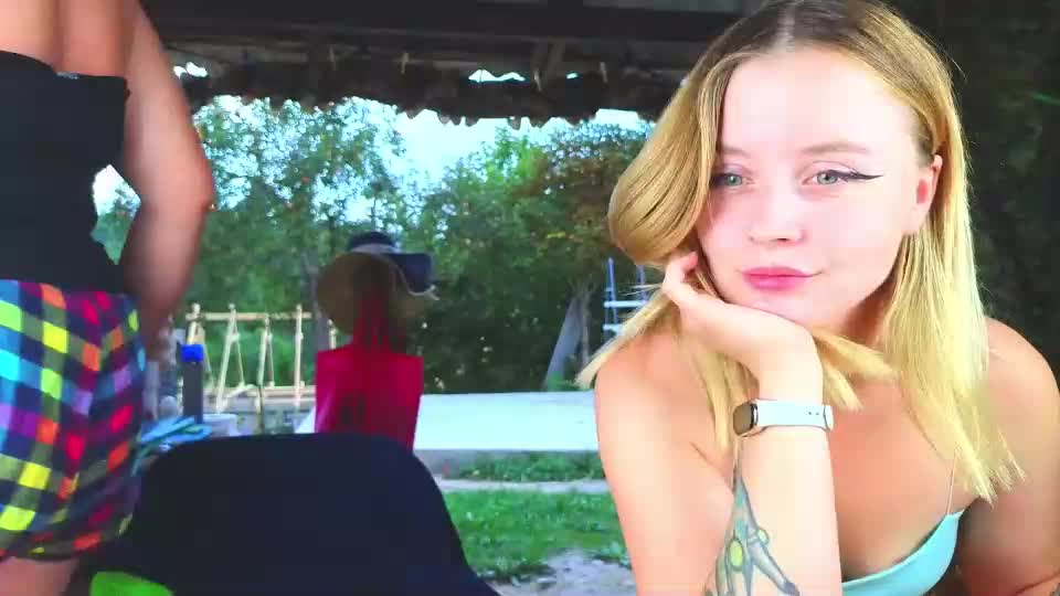 sassy_seasons Live Sex December 17, 2025