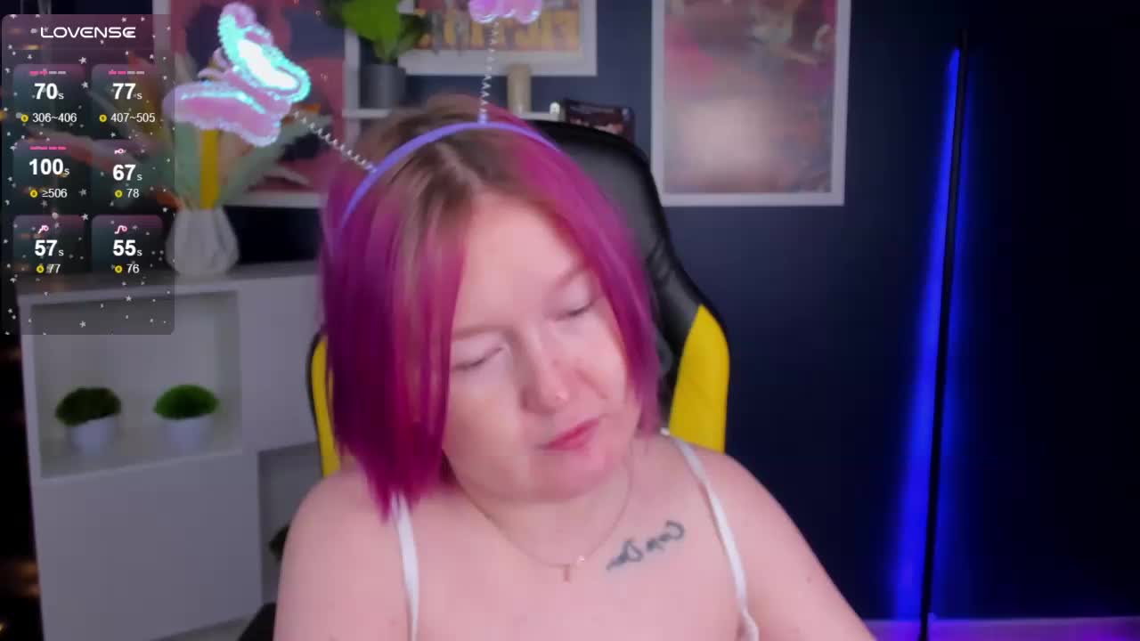 Sara-Moor Live Sex December 17, 2025