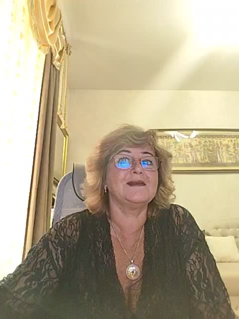 KarinkaSweet Live Sex December 13, 2025