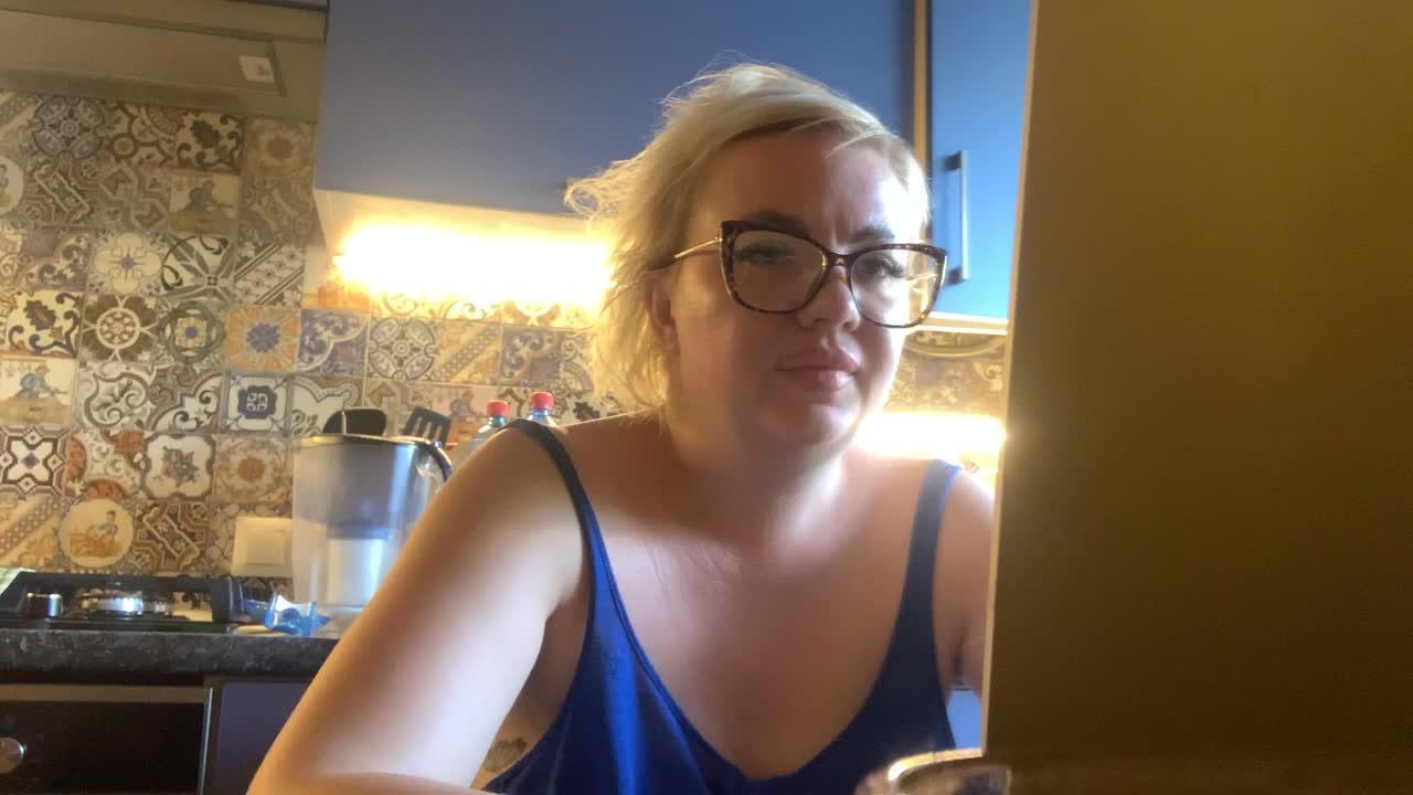 Oksana494 Live Sex December 17, 2025