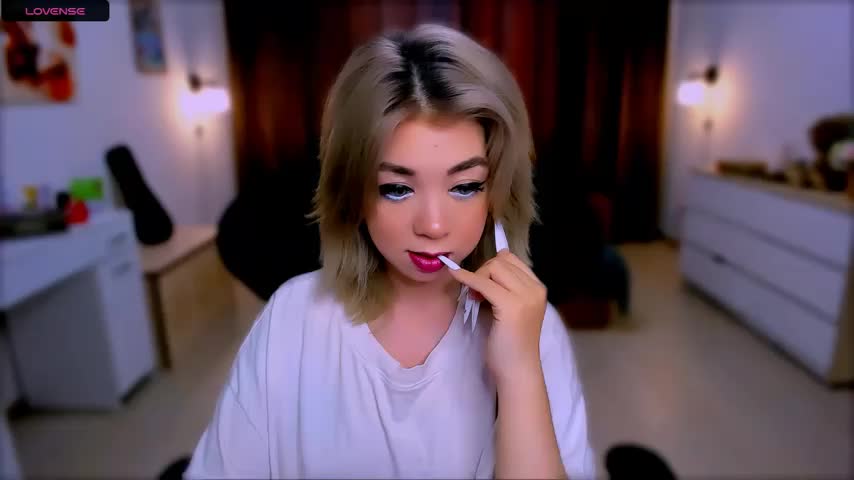 littleSiyfairy Live Sex December 13, 2025