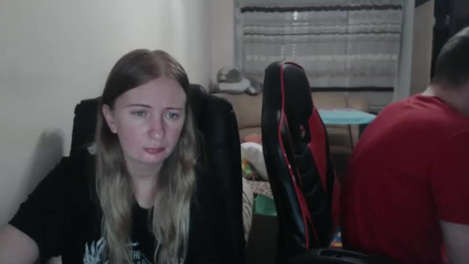 jenisandpeter Live Sex December 14, 2025