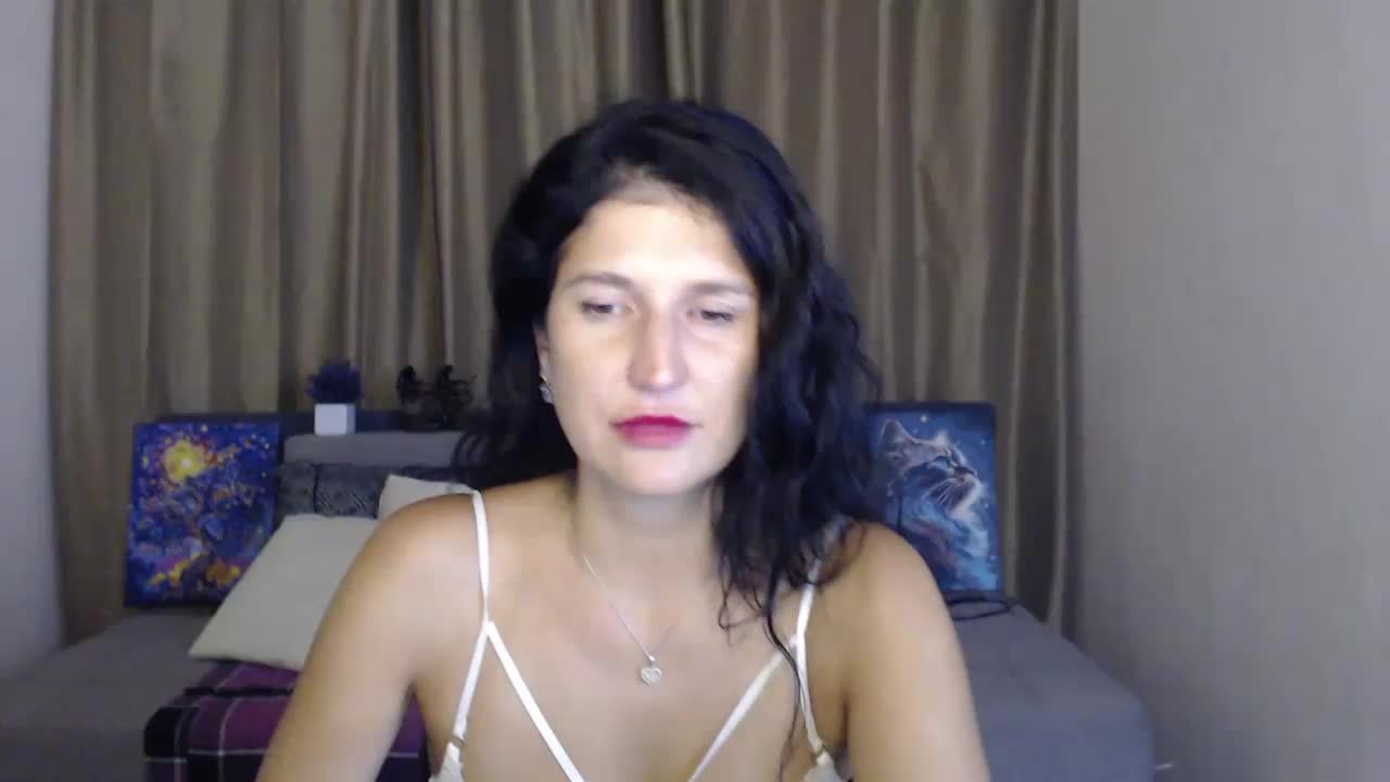 AliannaSoloKisses Live Sex December 15, 2025