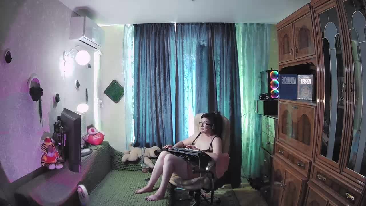 Infodar Live Sex December 15, 2025