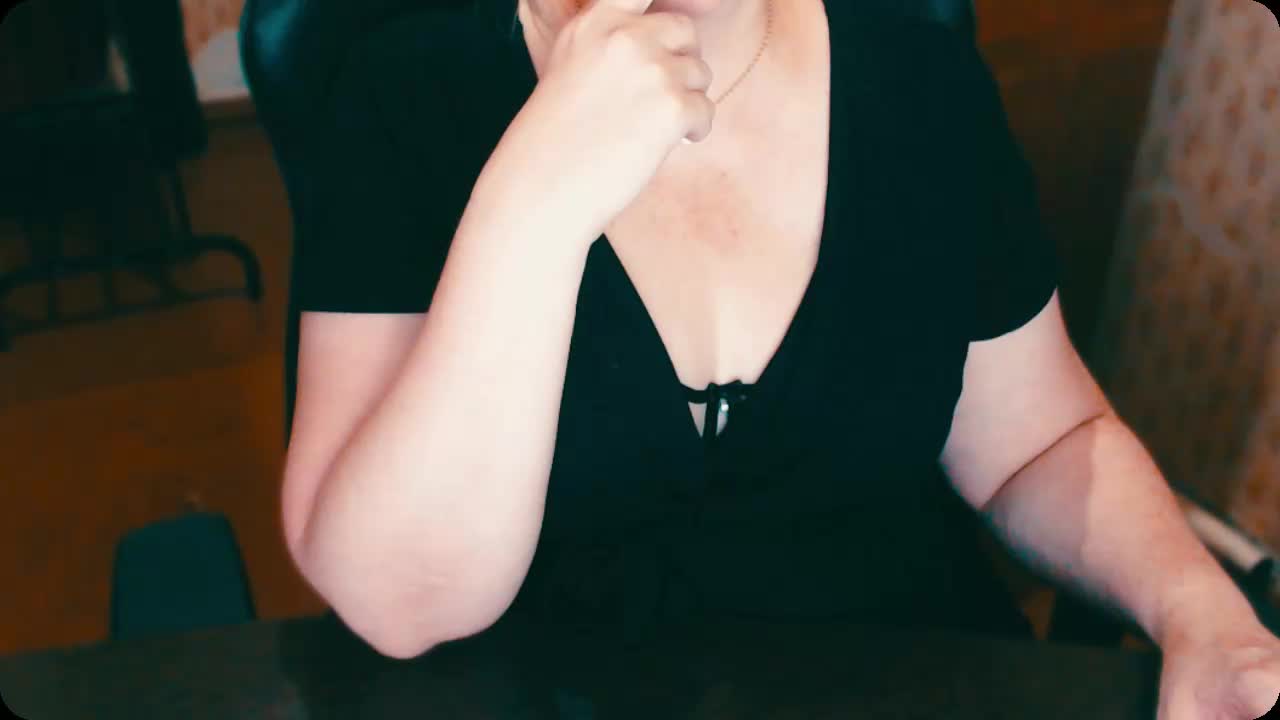 Alisa1917 Live Sex December 14, 2025