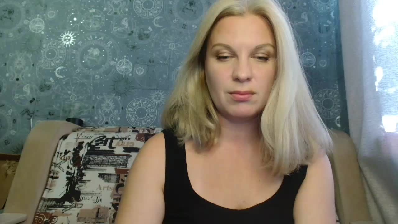 BlondeFox Live Sex December 13, 2025