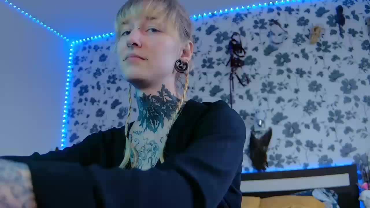 LittleSpaceMouse- Live Sex December 13, 2025