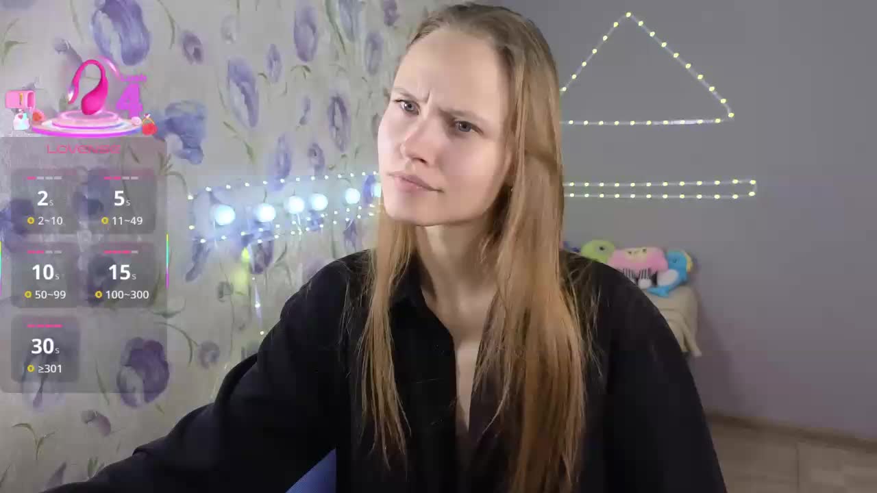 Armura Live Sex December 17, 2025