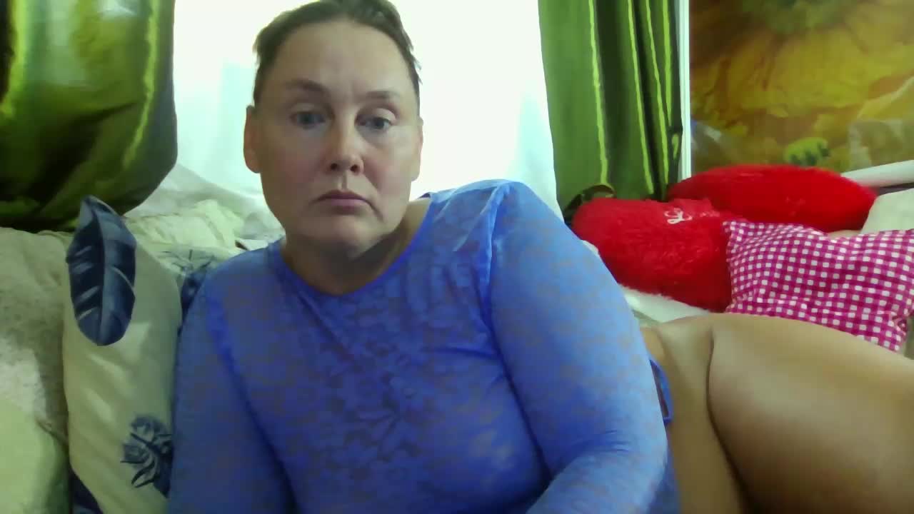 Aktriska Live Sex December 17, 2025