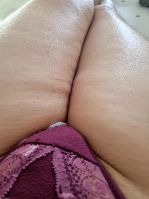 JesicaHouse Live Sex December 18, 2025