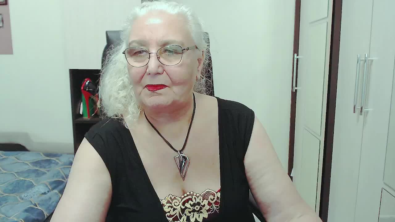 GrannyWants Live Sex December 17, 2025