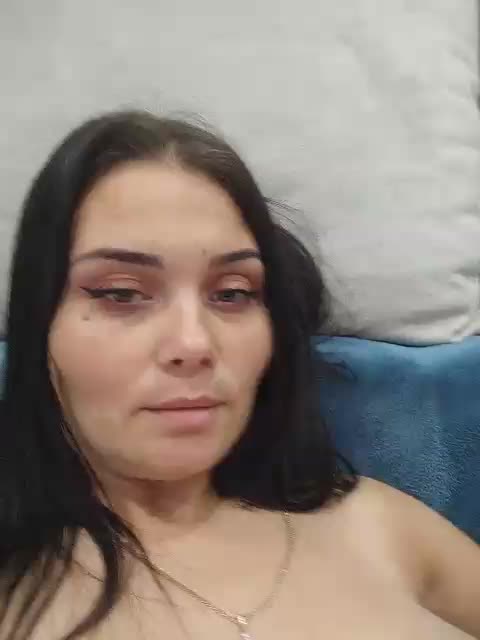 _Milashka_ Live Sex December 17, 2025