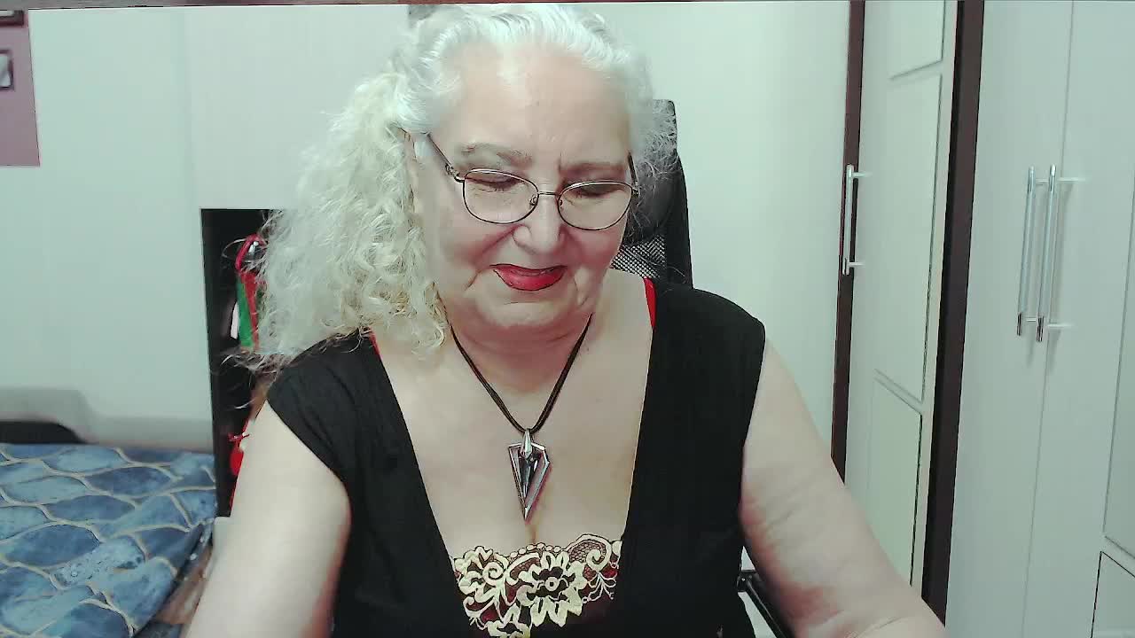 GrannyWants Live Sex December 17, 2025