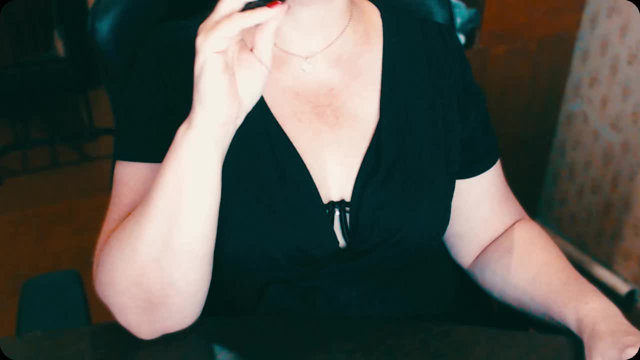 Alisa1917 Live Sex December 14, 2025