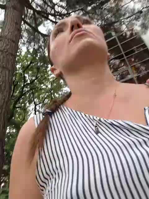 DIVORA Live Sex December 17, 2025