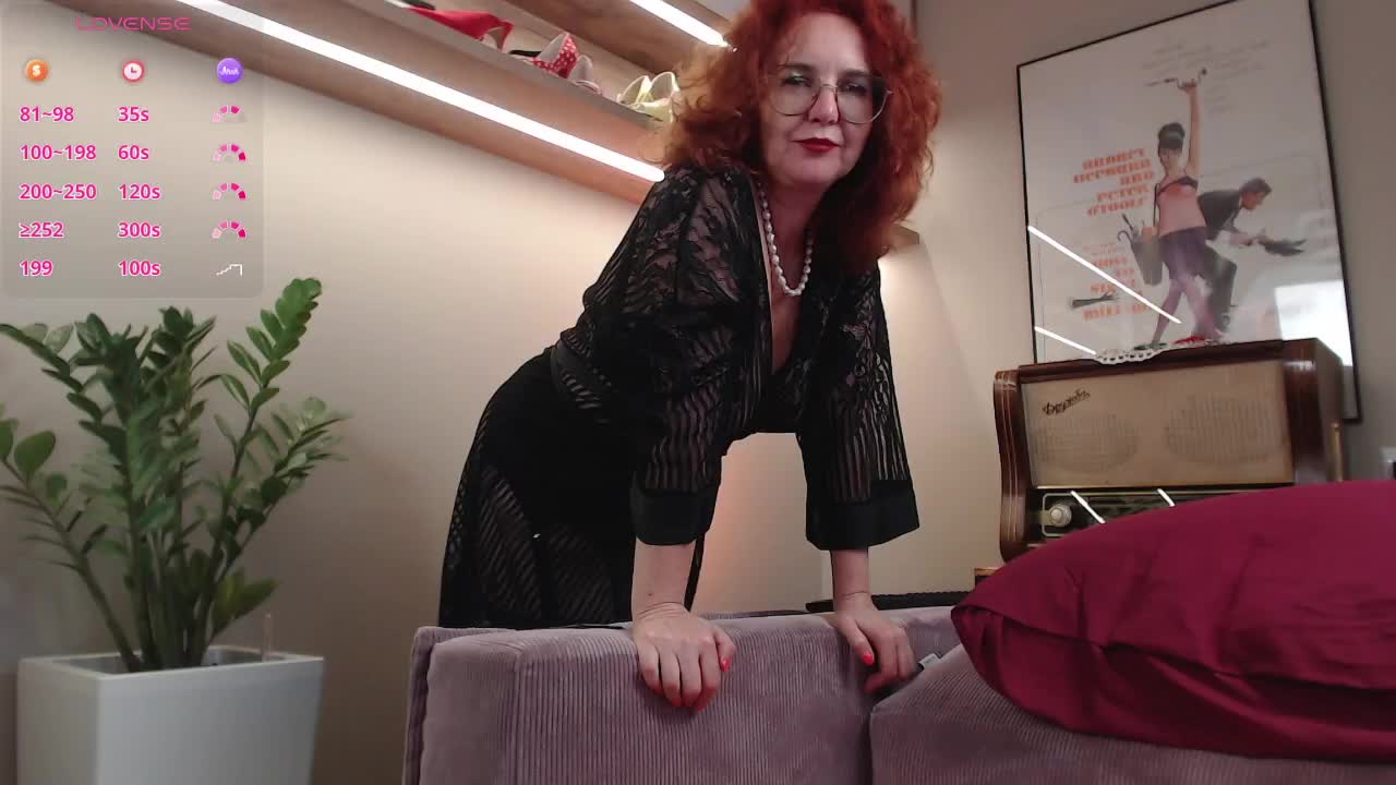 Karen_Roux Live Sex December 14, 2025