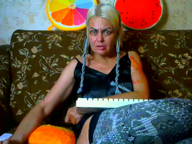 Gardener_of_Illusions Live Sex December 18, 2025