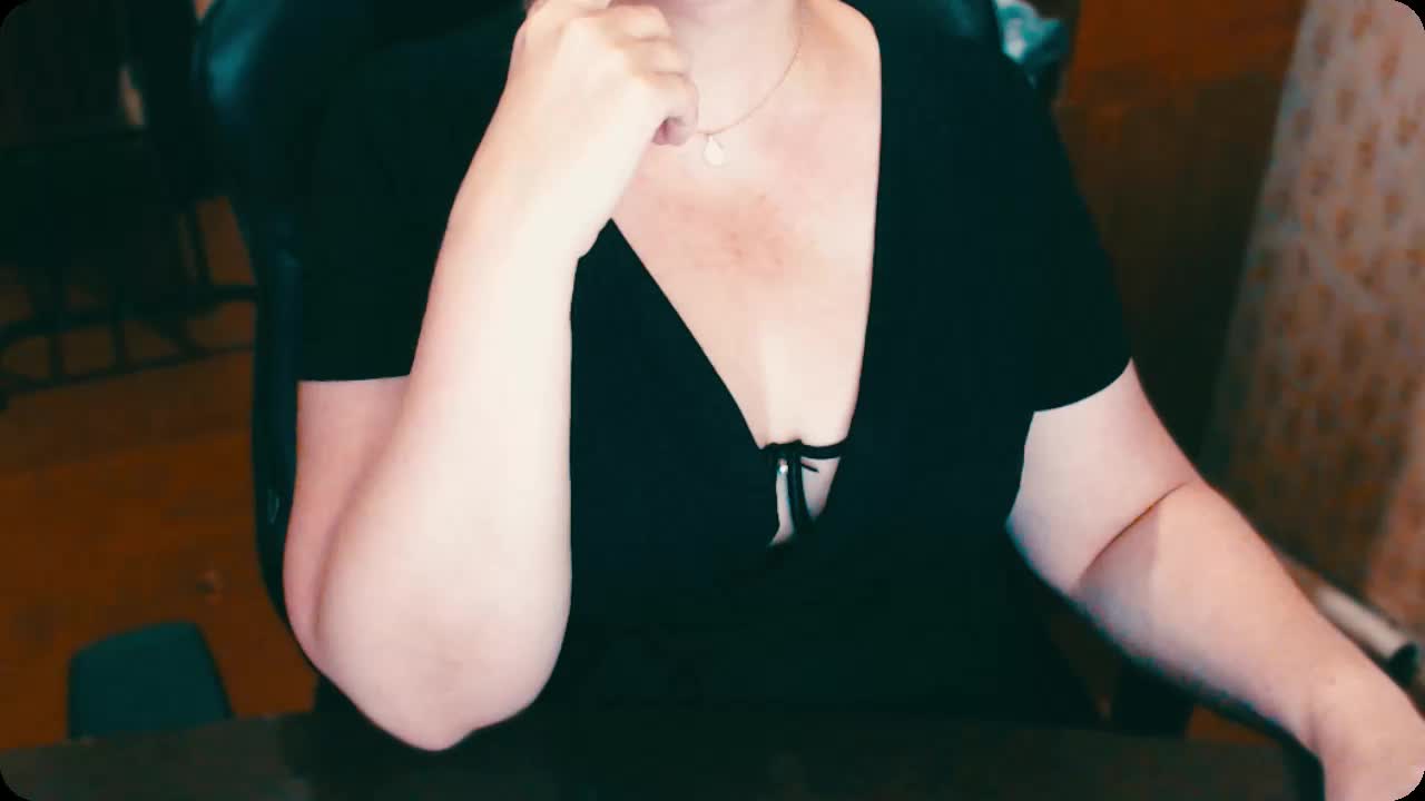 Alisa1917 Live Sex December 14, 2025