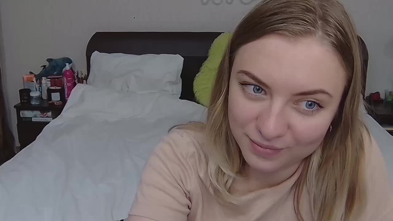 LinkaMalinka Live Sex December 17, 2025