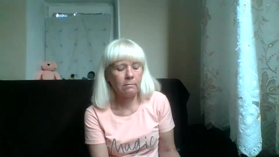 sakura_blonde Live Sex December 17, 2025