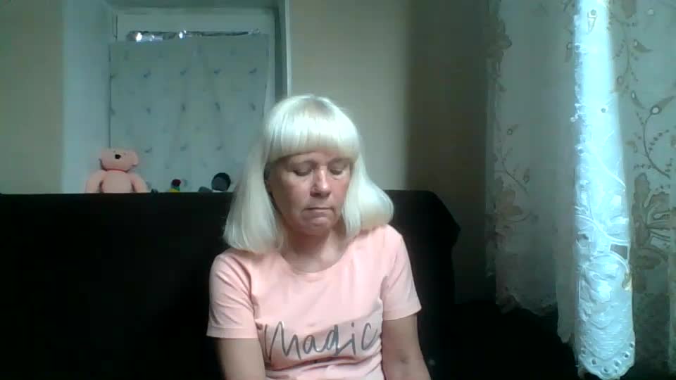 sakura_blonde Live Sex December 17, 2025