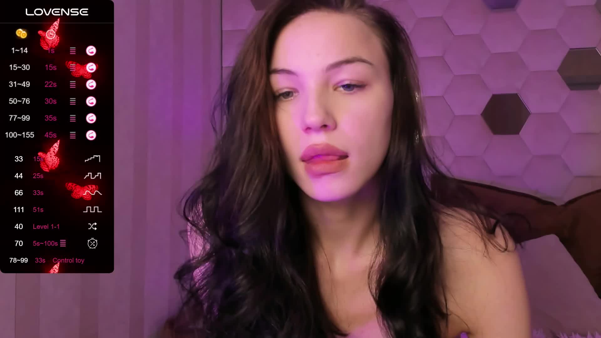 EmilyLuxxxury Live Sex December 19, 2025