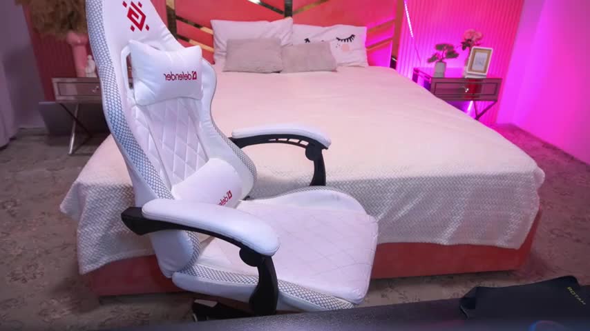 SpicyyDolly Live Sex December 13, 2025