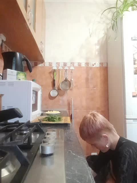 N-I-M-F-O-M-A-N-K-A Live Sex December 17, 2025