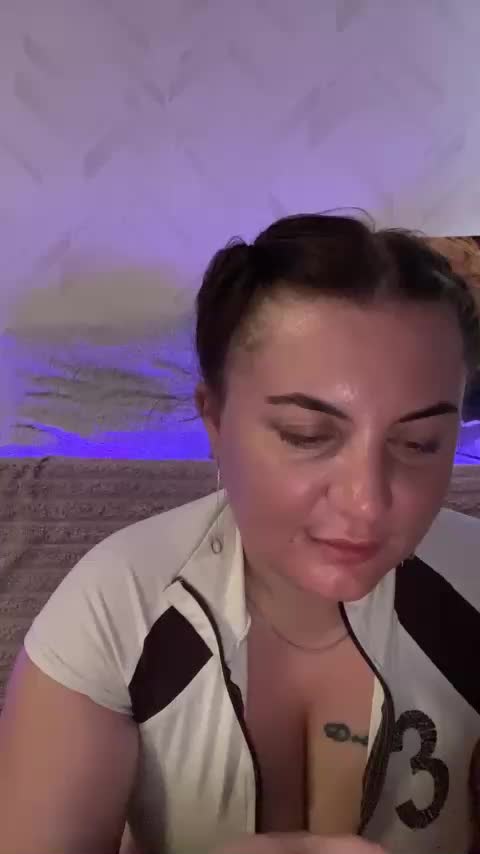 Sonya_ Live Sex December 14, 2025