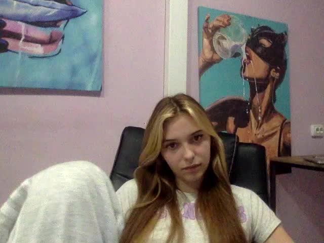 Vikky77 Live Sex August 21, 2025