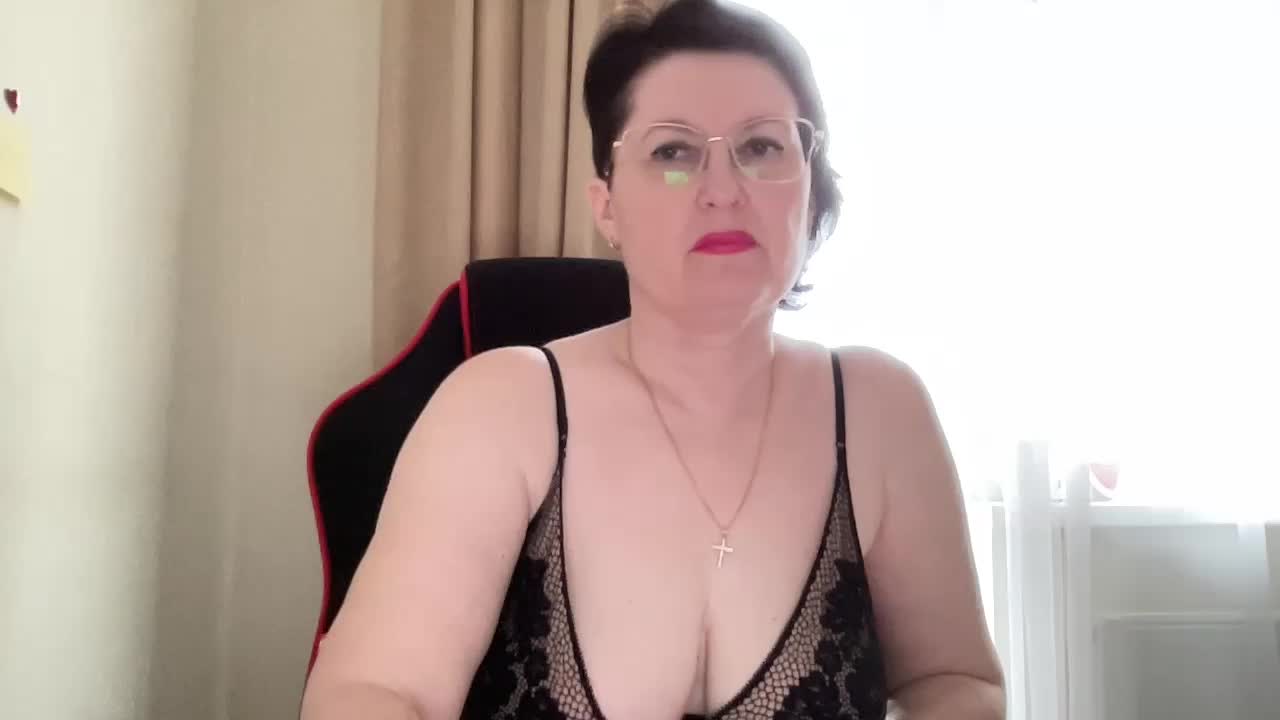 HotMilfPussy Live Sex December 17, 2025