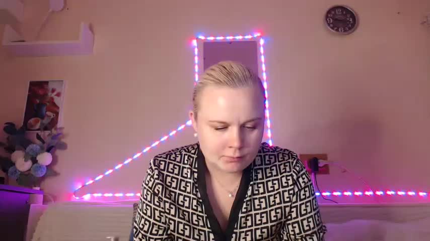 Karolina_love_ Live Sex December 15, 2025