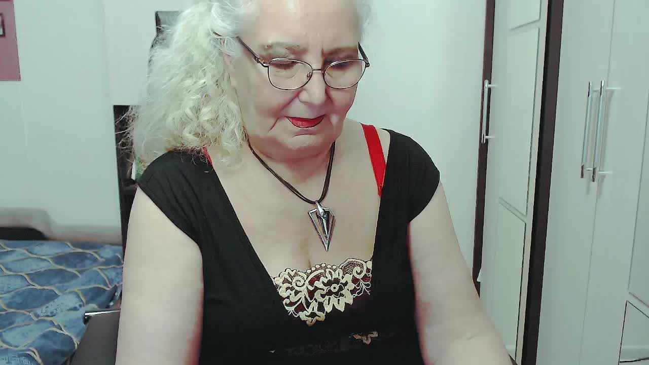 GrannyWants Live Sex December 17, 2025